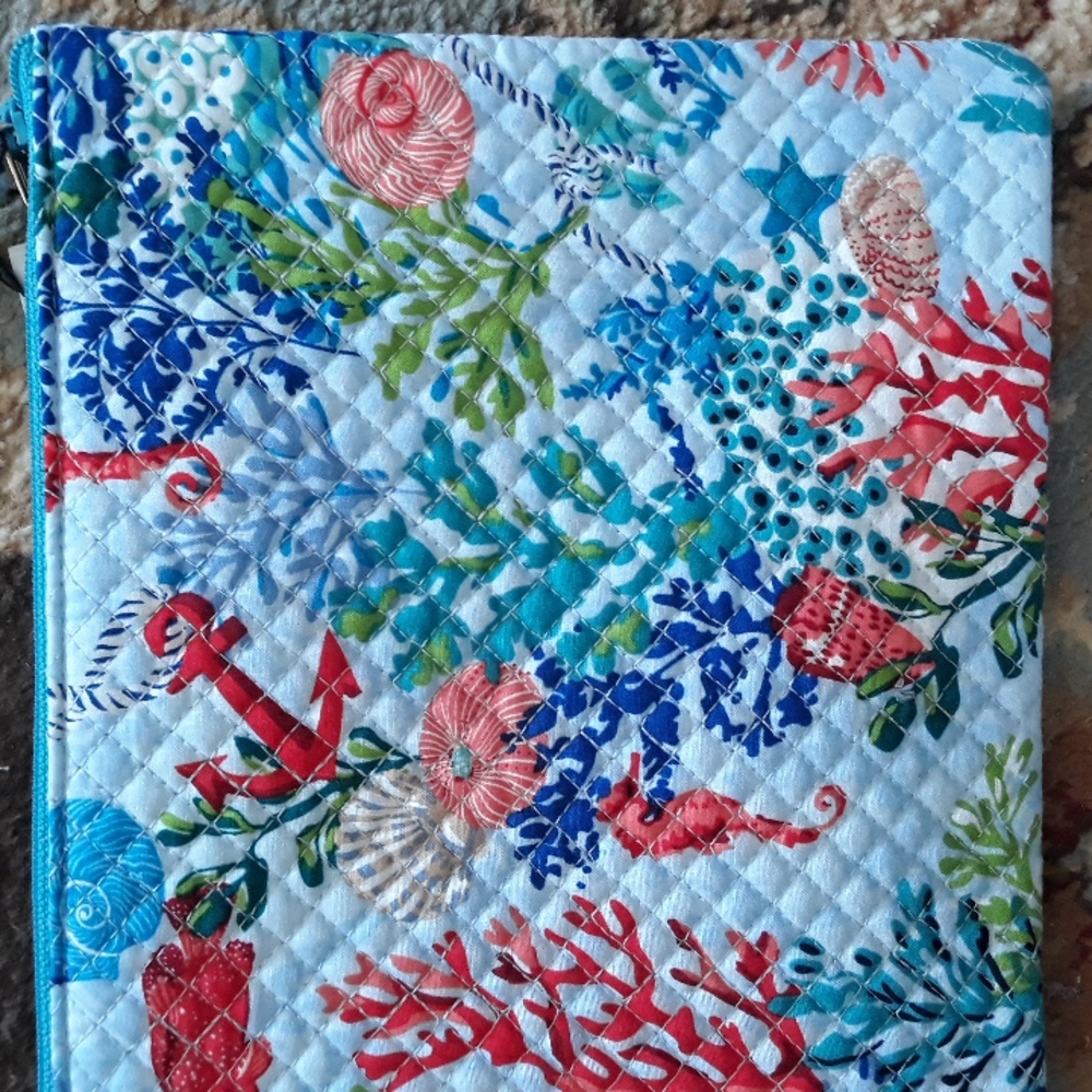 8x*Host Pick*Vera Bradley adorable wristlet - Picture 9 of 16